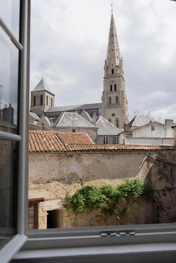 Un Dimanche Chez Julie Chambre Leontine Parthenay Εξωτερικό φωτογραφία